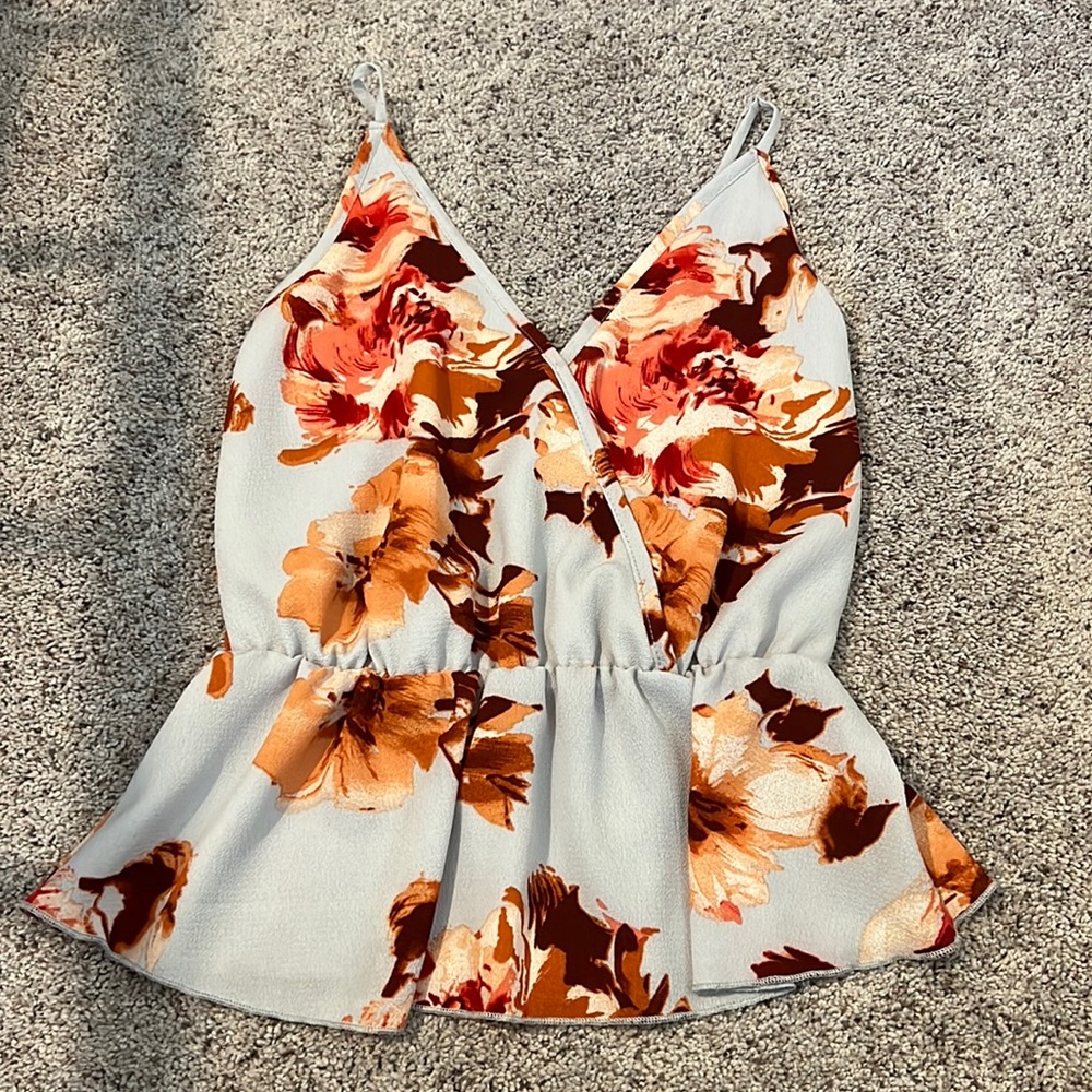 Day trip size small blouse